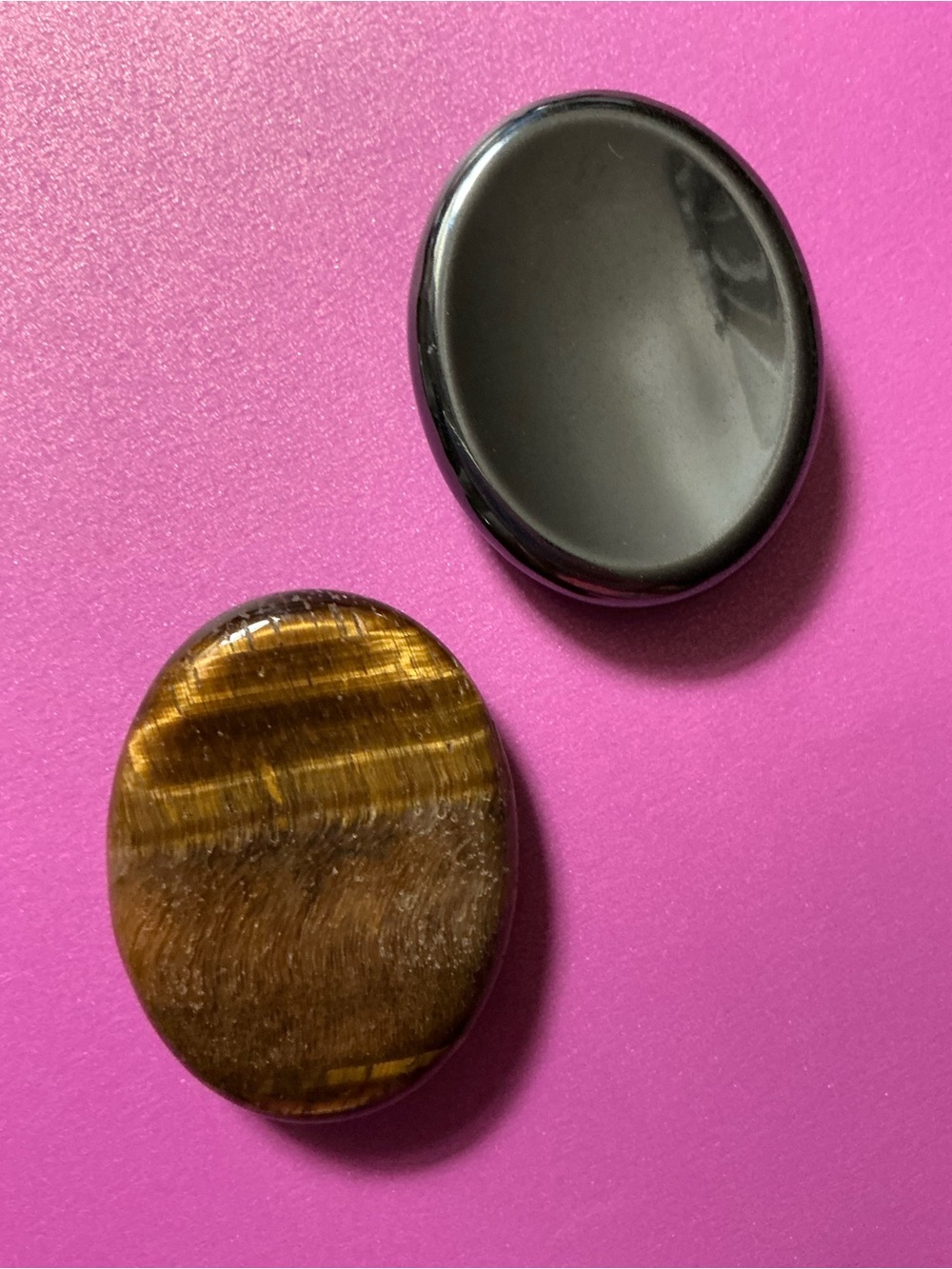 2 Reflective Polished Worry Stones of Tiger Eye and Hematite